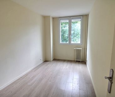 SURESNES REPUBLIQUE 54 m² - Photo 4