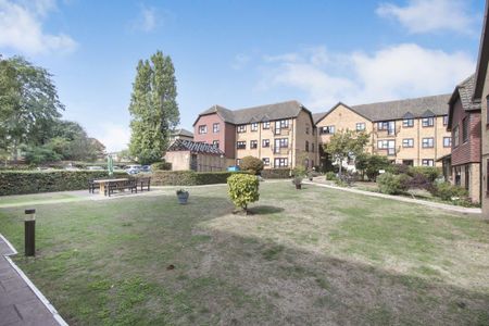 2 bedroom flat to rent - Photo 4