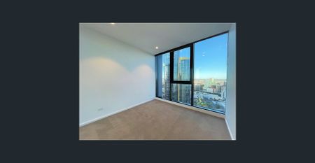 3 Bedroom Sky Residence with Unobstructed View - Photo 4