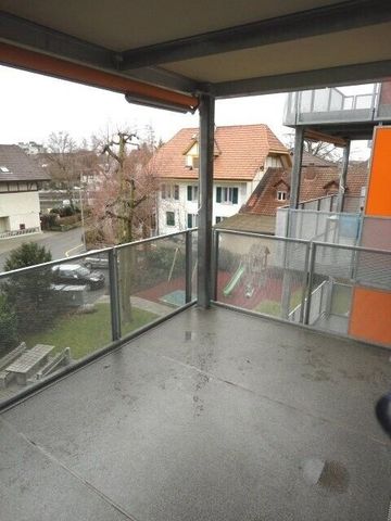 Vie centrale à Lyss - près de la gare - Foto 2