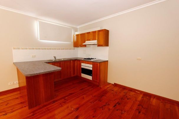 Convenient Living, Convenient Location - Photo 1