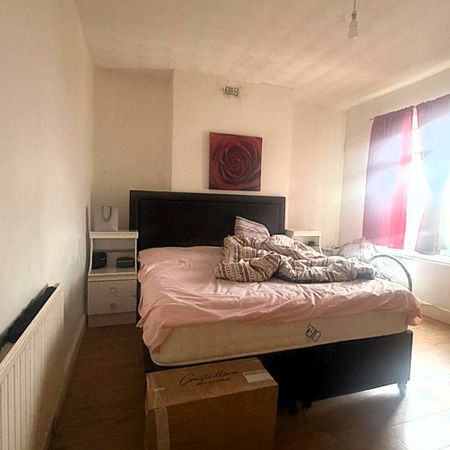 £875 PCM, Two Bedroom First Floor Flat in Chepstow Road, Maindee, Newport, NP19 8EL - Photo 4