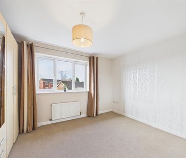 2 BED Flat To rent - Photo 5