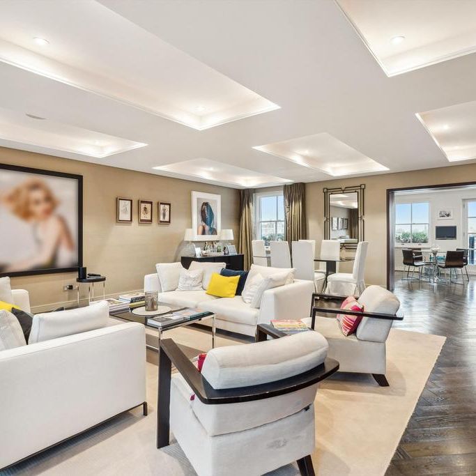 3 bedroom flat to rent - Photo 1