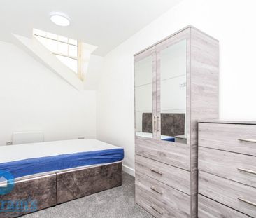 1 bed Apartment for Rent - Photo 4