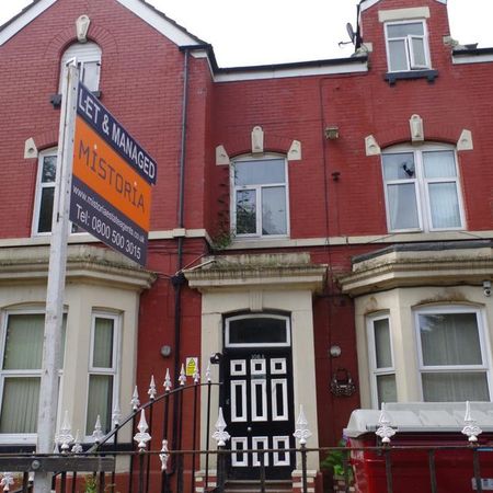 1 bedroom in a house share to rent - Photo 3
