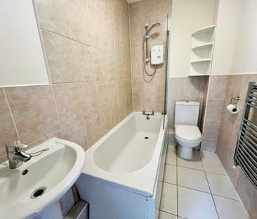 Lynn Road, Dersingham - Photo 4