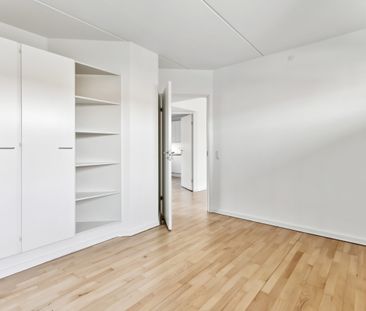 Lækkert køkken med alt i hårde hvidevarer - Photo 2