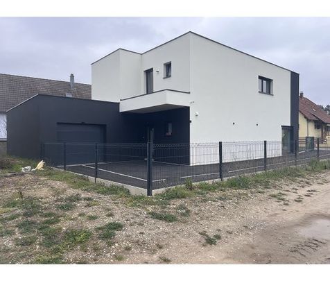 location Maison 5 pièces à Ste croix en plaine - REF 369-26-IB - Photo 1