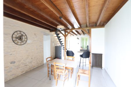 Location Maison 4 pièces 107m² POUGUES LES EAUX 58320 - Photo 3