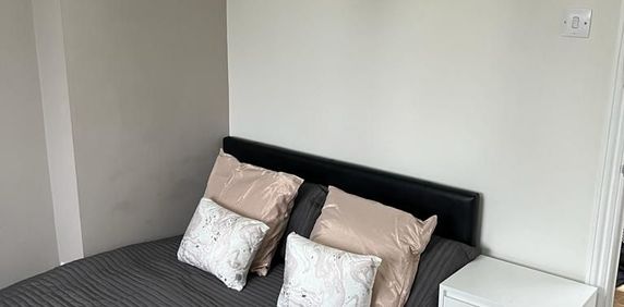 Luxury Co-Living-High Quality Double Room - Photo 2