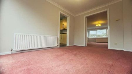 Darley Road, Ferndown, BH22 - Photo 3