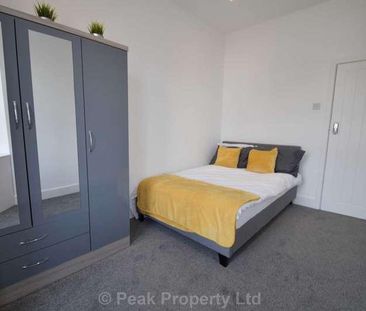 A Great Modern Room In A Houseshare - - West Road, Westcliff On Sea, SS0 - Photo 2