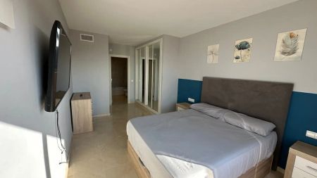 Piso de alquiler en Av. Europa, Calahonda - Foto 3