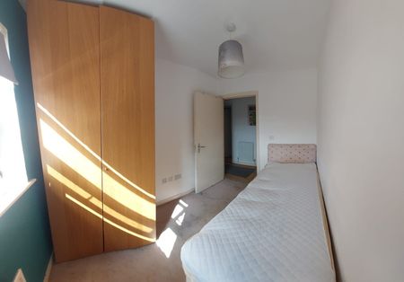 Room in a Shared Flat, Barking, IG11 - Photo 4