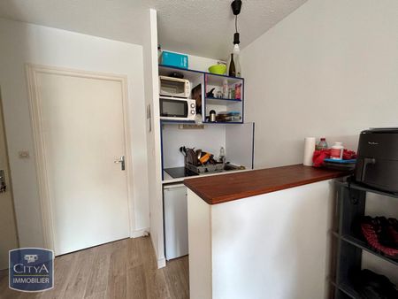 Location Appartement 1 pièce 24m² POITIERS 86000 - Photo 3