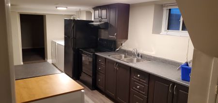 For Lease - 130 Prince Charles Drive, Oakville, Ontario - Photo 2