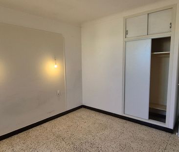 VEDENE 980 ELECTRICITE ET CHAUFFAGE COMPRIS, - Photo 2