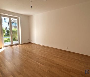 ELVIRA - Schöne 2-Zimmer Wohnung mit Terrasse am Mangfallplatz - Photo 1