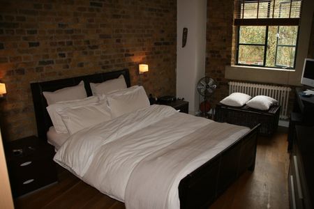 1 Bed Flat, Rotherhithe Street, SE16 - Photo 3