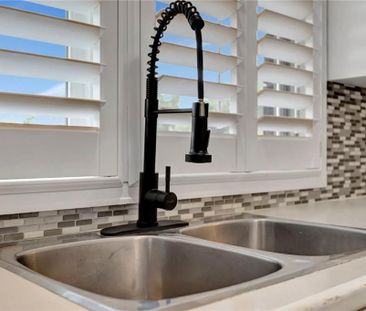 For Lease - 6 Ruskview Road Unit# 1, Kitchener, Ontario - Photo 3