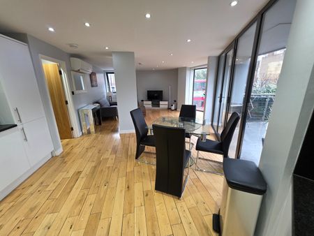 2 Bed Flat, Creative House, SW8 - Photo 5