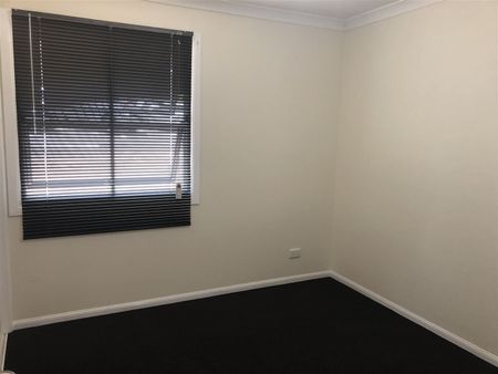 5 School Road, Elimbah QLD 4516 - House For Rent - $540 | Domain - Photo 3