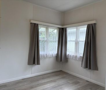 Easy care section to maintain - Photo 1