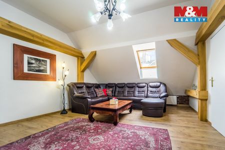 Pronájem bytu 4+kk 102 m² - Fotografie 2