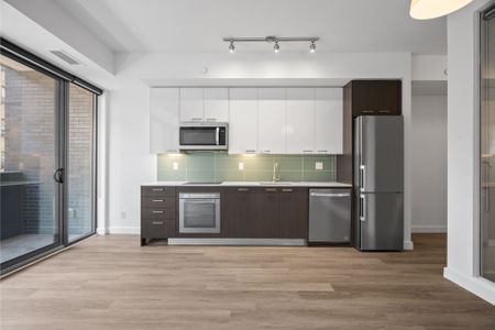 For Lease - 109 Vaughan Road Unit# 206, Toronto, Ontario - Photo 3