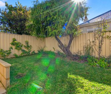 Modern Comfort & Easy-Care Living in a Prime Claremont Location - 6... - Photo 6