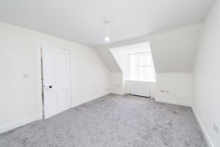 3 bedroom detached house to rent - Photo 2