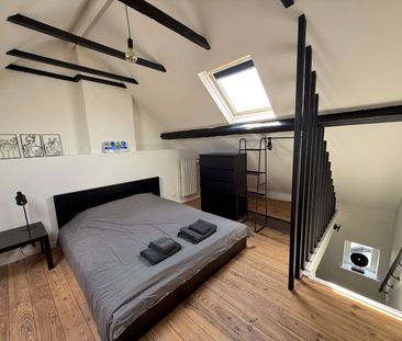 Recent gerenoveerd en volledig gemeubeld rijhuis met tuin te huur - Photo 4
