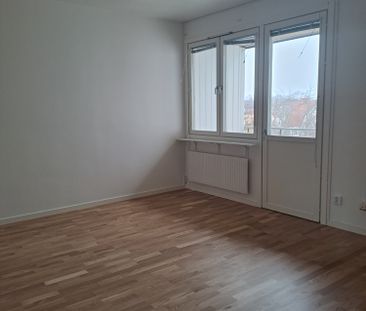 Carlavägen, Eskilstuna - Photo 2