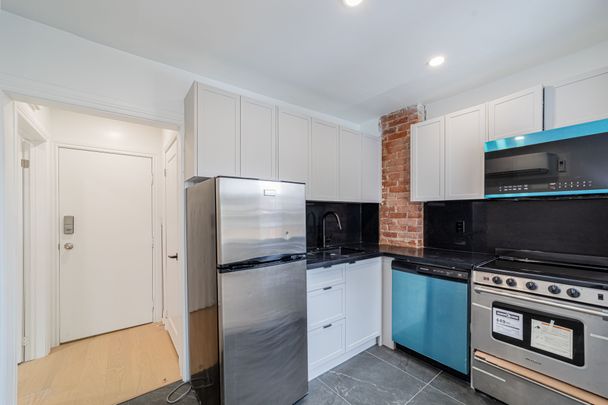 For Lease - 69 Oakwood Avenue Unit# 2, Toronto, Ontario - Photo 1