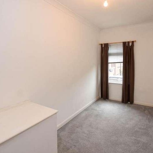 First Avenue, Hindley, Wigan, WN2 - Photo 1
