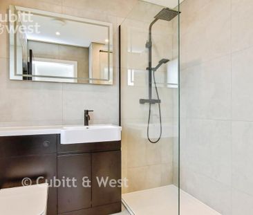 4 bedroom semi-detached house to rent - Photo 2