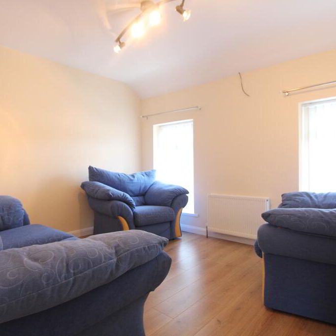 36 Main Street, Castledawson, BT45 8AB - Photo 1