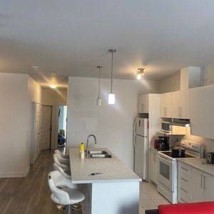 183 Chemin McConnell (Aylmer) Chauffé Et éclaire - Appartement 2 Cc + Bureau - Photo 2