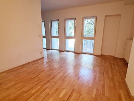UNBEFRISTETE 60 m2 ALTBAU, 2 Zimmer, Komplettküche, Wannenbad, Parketten, 1. Liftstock, Innstraße - Photo 4