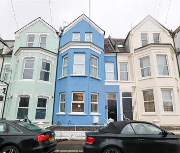 2 bedroom flat to rent - Photo 4