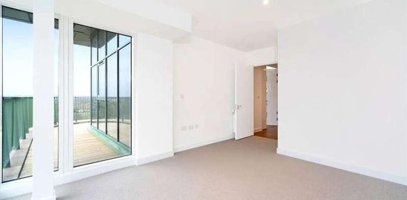 Grayston House, Astell Road, London, SE3 - Photo 2