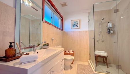 2-Bedroom Townhouse with Lock-Up Garage - Photo 2