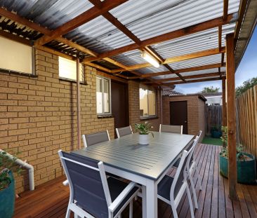 2/233 Huntingdale Road, Oakleigh VIC 3166 - House For Rent | Domain - Photo 6