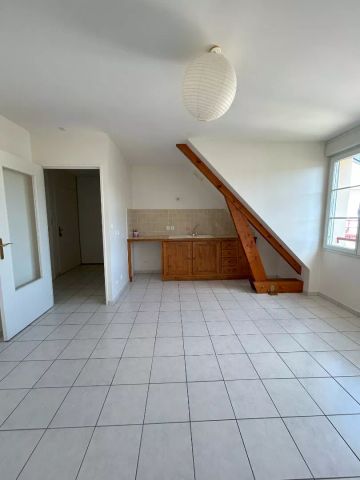 Appartement - 1 pièce(s) - 25.71 m2 - Nogent le Rotrou - Photo 2