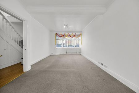 3 bedroom semi-detached house to rent - Photo 3