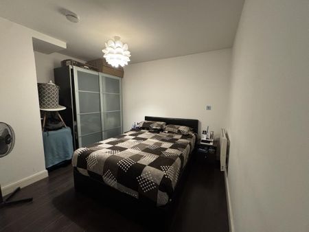 Studio to rent - Photo 2