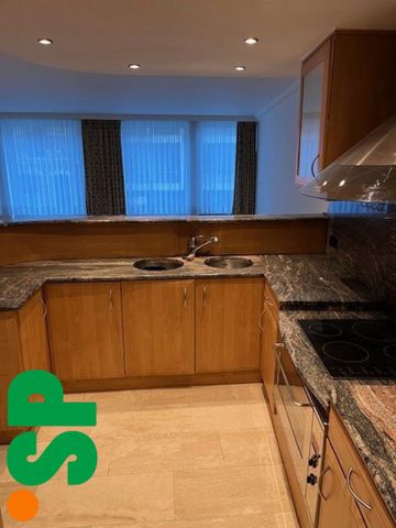 Centraal gelegen appartement met ruim terras. - Photo 5