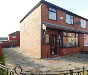 3 bedroom end of terrace house to rent - Photo 6