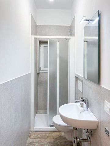 Via del Ponte allAsse, Florence, Tuscany 50144 - Photo 4